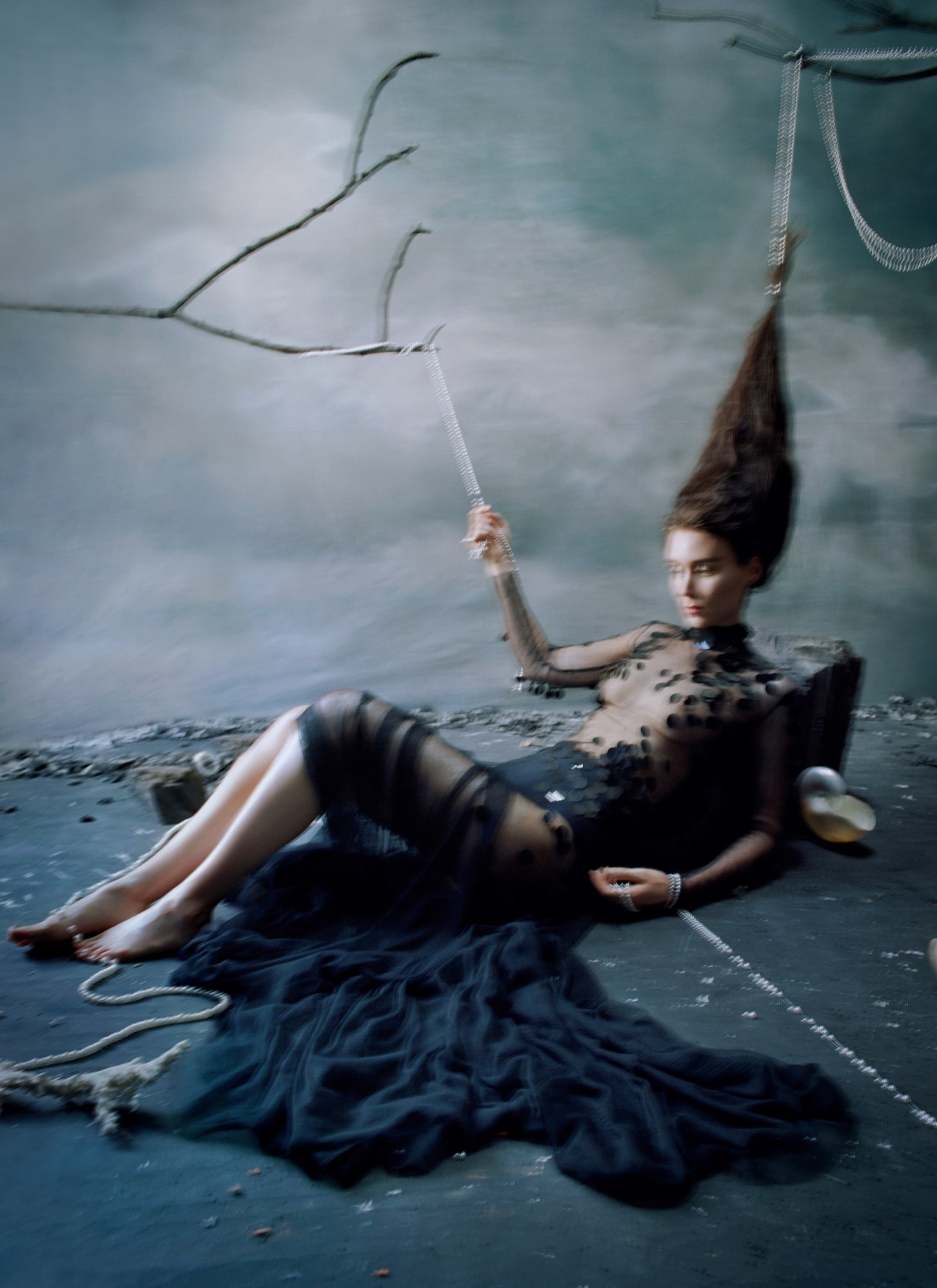 AnOtherMagazine_AW17_RooneyMara_TimWalker