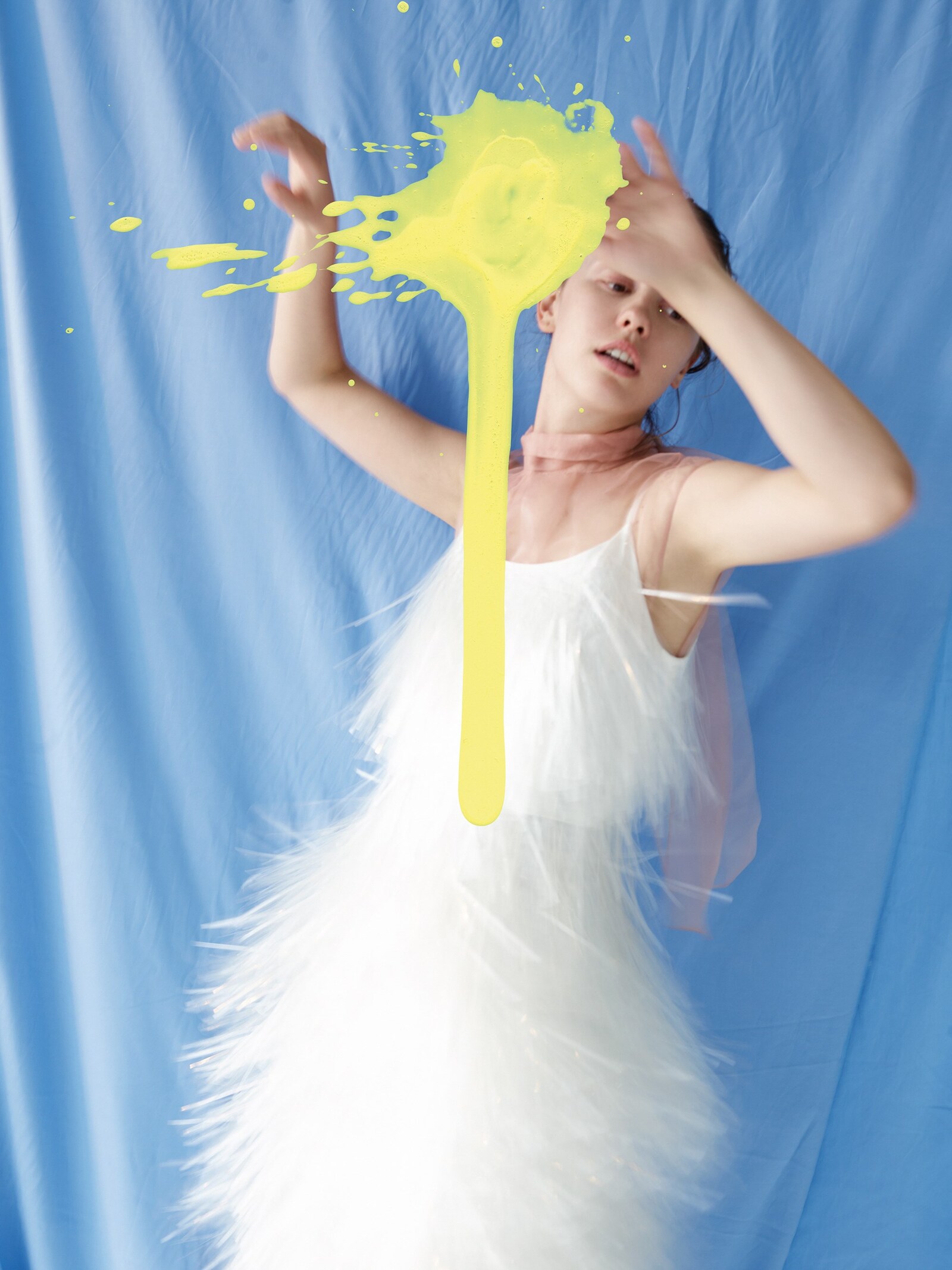 1. AN35_M3_Viviane_Sassen_05