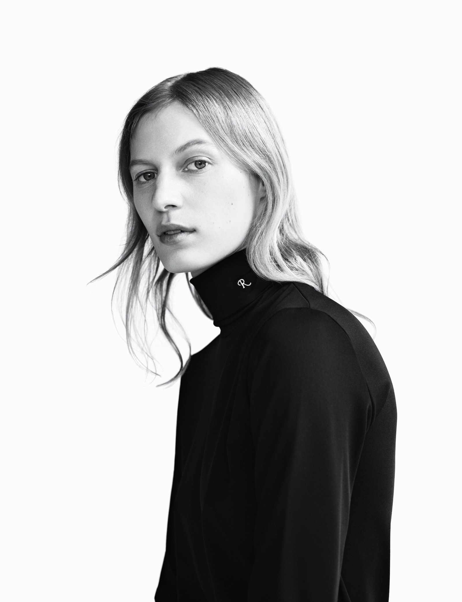 3. AN37_COV4_M4_WillyVanderperre_RAF_11_150dpi