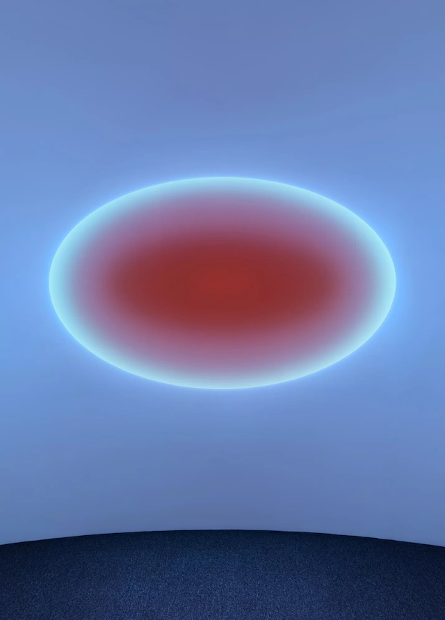 James Turrell, Longing, Wide Elliptical Curved Glass 2021